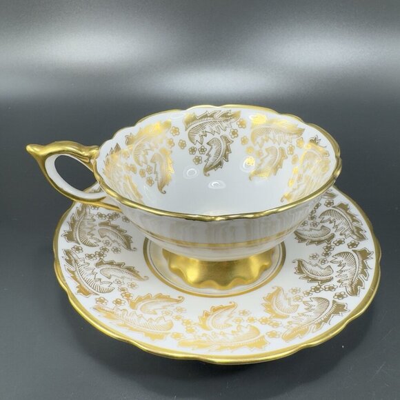 Royal Stafford Fine Porcelain China Teacup And Saucer England Heavy Gold Pattern - Picture 11 of 16